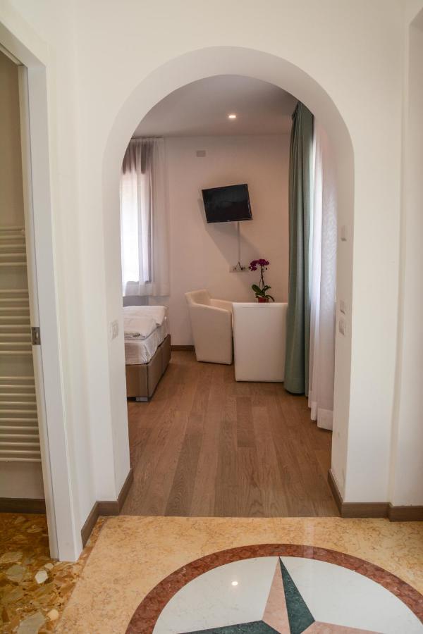 Villa Torbole Torbole Sul Garda Екстер'єр фото