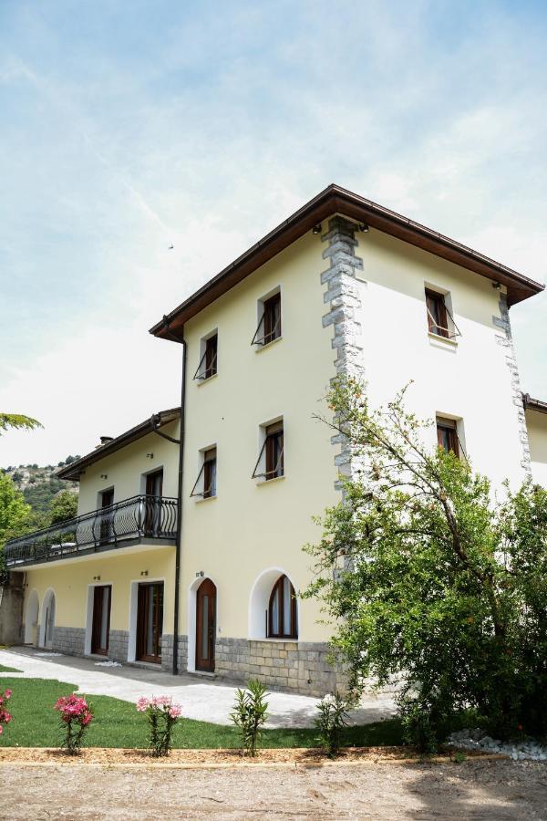 Villa Torbole Torbole Sul Garda Екстер'єр фото