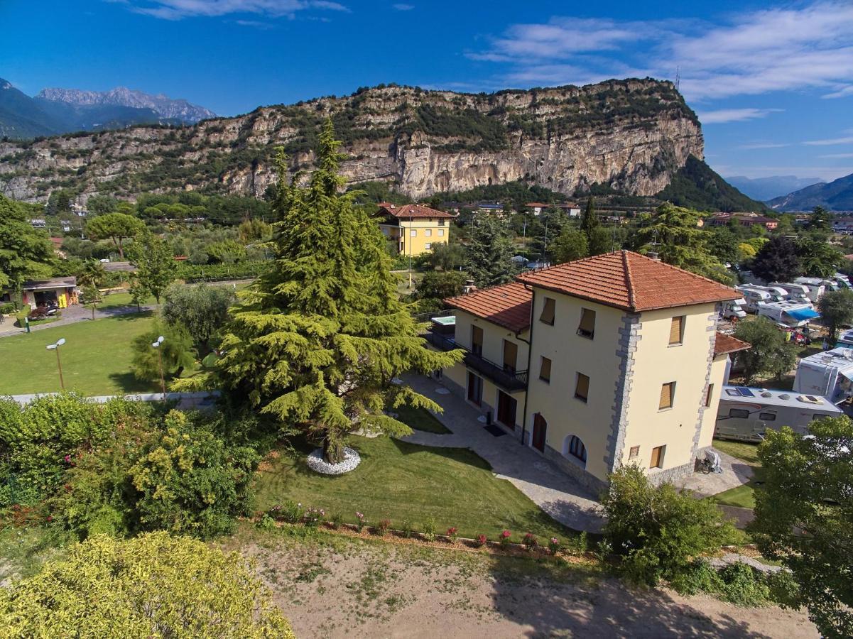 Villa Torbole Torbole Sul Garda Екстер'єр фото